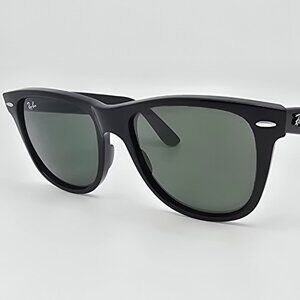 Ray-Ban RB2140 901 Original Wayfarer Black Frame G15 Green Glass Lens Sunglasses